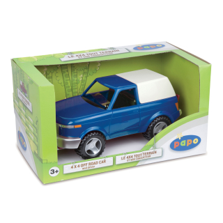 TERÉNNÍ AUTO S ŘIDIČEM